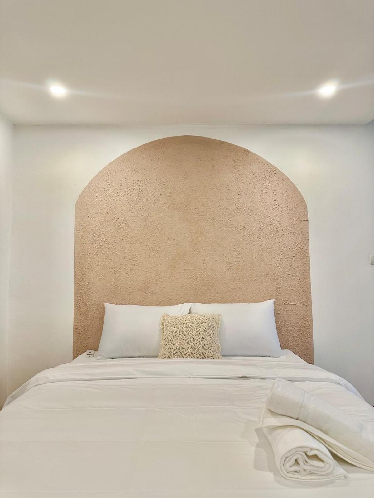 4brs-cozyhome-central-hanoioperahouse *